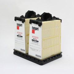 Fleetguard AF55020 Replacement Air Filter Element from Holm (A20-0439-HOL)